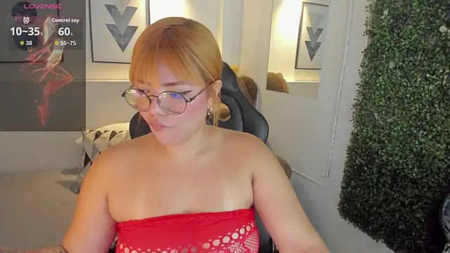 Abby Mae  online show from January 10, 2026, 8:10 pm