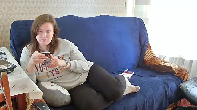 Snapshot of franceska_blue chatting on February 24, 2026, 10:13 am franceska blue online show from February 24, 2026, 10:13 am