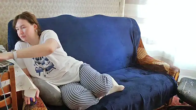 Snapshot of franceska_blue chatting on March 29, 2026, 9:20 am franceska blue online show from March 29, 2026, 9:20 am