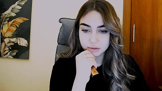 Lili magic online show from March 3, 2025, 1:20 pm