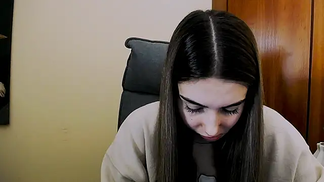 Lili magic online show from March 22, 2025, 1:30 pm