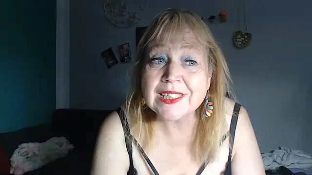 Blasflittchen online show from July 26, 2026, 4:25 pm