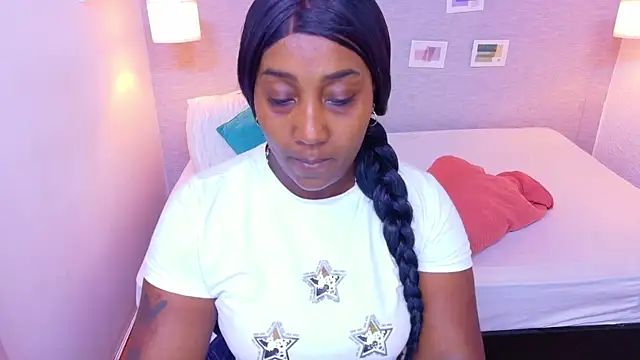 kiara evanss online show from March 18, 2026, 8:45 pm