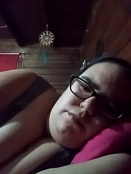 gatitabuena-90 online show from March 17, 2026, 11:19 pm