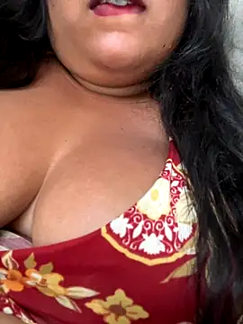 Snapshot of moreninhasaffa chatting on September 19, 2025, 6:41 pm moreninhasaffa online show from September 19, 2025, 6:41 pm