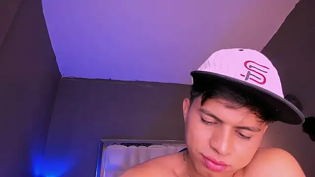 Niicky1  online show from March 20, 2025, 12:30 am