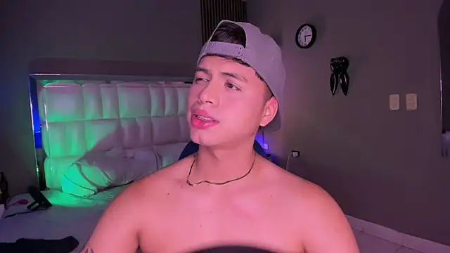 Niicky1  online show from September 11, 2025, 9:15 pm