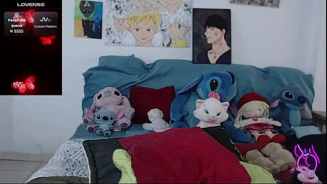 kitty22  online show from October 8, 2025, 3:31 pm