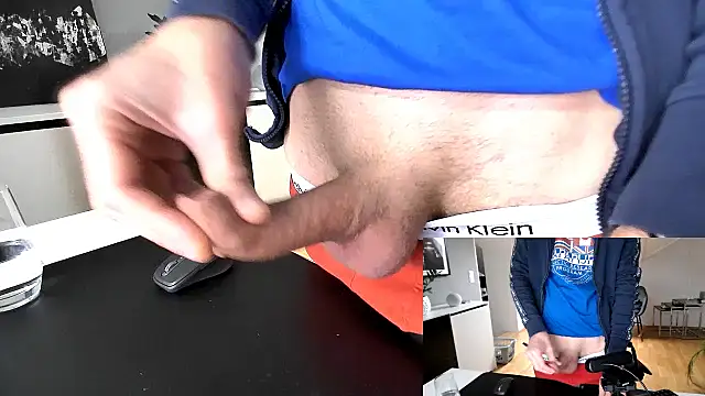 Snapshot of sperma_tributes chatting on October 8, 2025, 7:39 am sperma tributes online show from October 8, 2025, 7:39 am