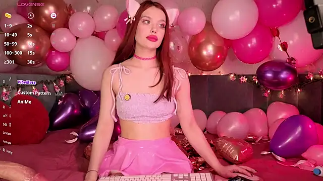 PrettyLilie online show from February 14, 2026, 3:09 pm