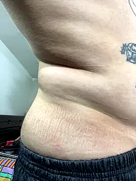 TheKing6ix9ine69 online show from September 28, 2025, 10:37 pm