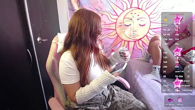 sara winehouse1 online show from February 9, 2026, 1:48 pm