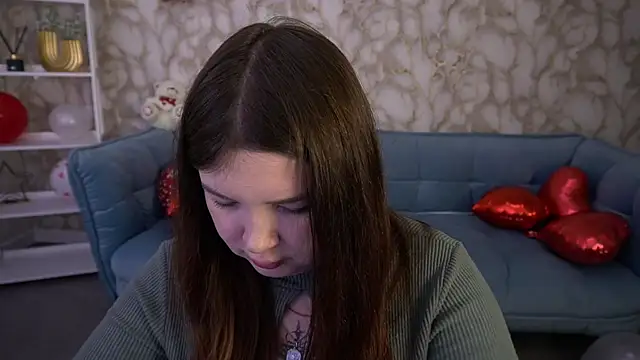 RosieMoons online show from February 11, 2026, 8:25 pm