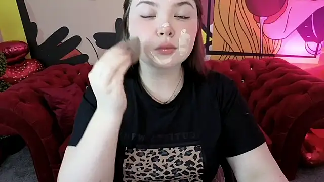 RosieMoons online show from March 17, 2026, 10:02 pm