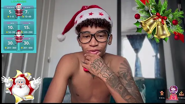 sexy blacks  online show from December 1, 2025, 12:32 pm