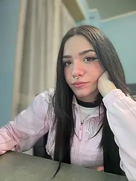 Snapshot of ShannonShanny chatting on January 21, 2025, 5:41 pm ShannonShanny online show from January 21, 2025, 5:41 pm