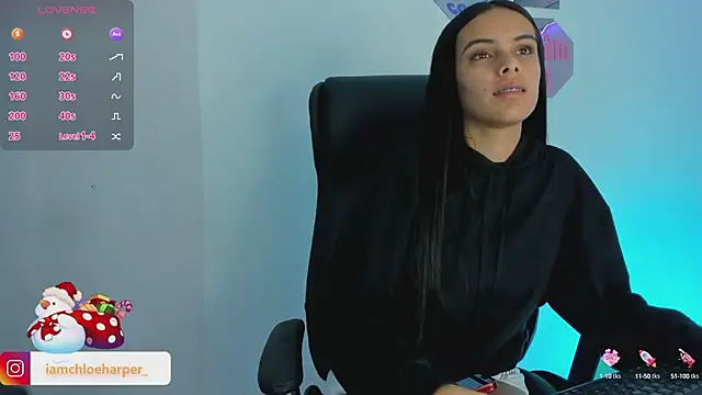 Snapshot of ChloeHarper_ chatting on December 19, 2024, 12:12 pm ChloeHarper online show from December 19, 2024, 12:12 pm