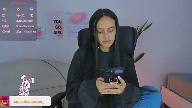 Snapshot of ChloeHarper_ chatting on January 14, 2025, 12:56 pm ChloeHarper online show from January 14, 2025, 12:56 pm