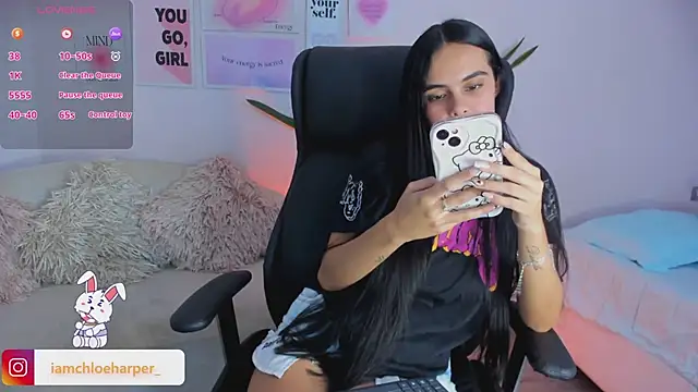 Snapshot of ChloeHarper_ chatting on January 24, 2025, 6:46 pm ChloeHarper online show from January 24, 2025, 6:46 pm