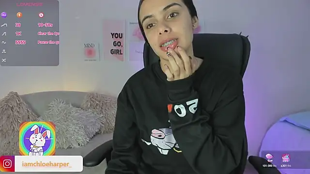 Snapshot of ChloeHarper_ chatting on March 4, 2025, 2:21 pm ChloeHarper online show from March 4, 2025, 2:21 pm