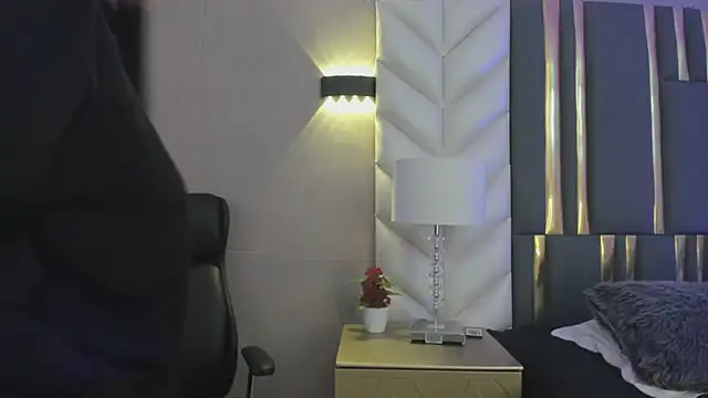 ChloeHarper  online show from March 19, 2026, 11:36 am