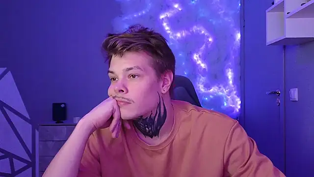 DENIS HERE online show from December 30, 2024, 9:40 pm