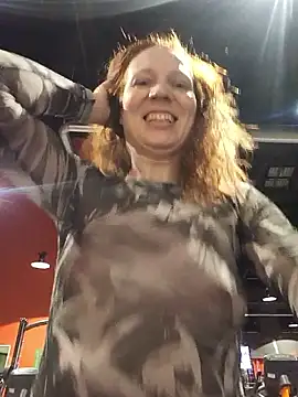 Exhibitionsplit online show from March 27, 2026, 10:53 pm