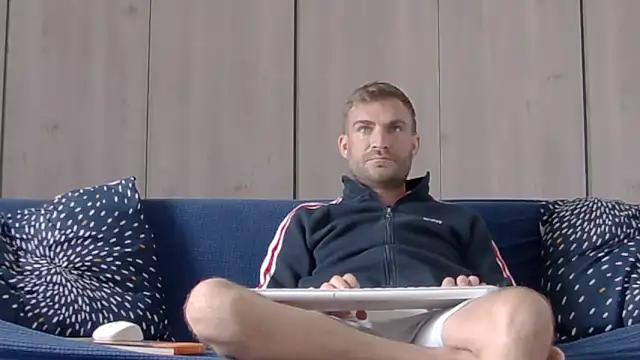 10in deluxe online show from October 12, 2025, 7:40 am