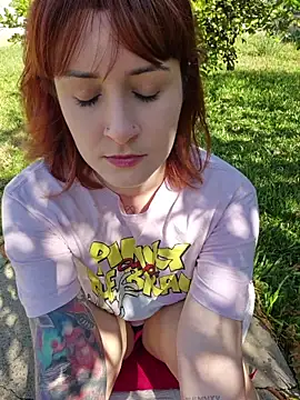 Snapshot of Ahrya_ chatting on April 3, 2026, 12:47 pm Ahrya online show from April 3, 2026, 12:47 pm