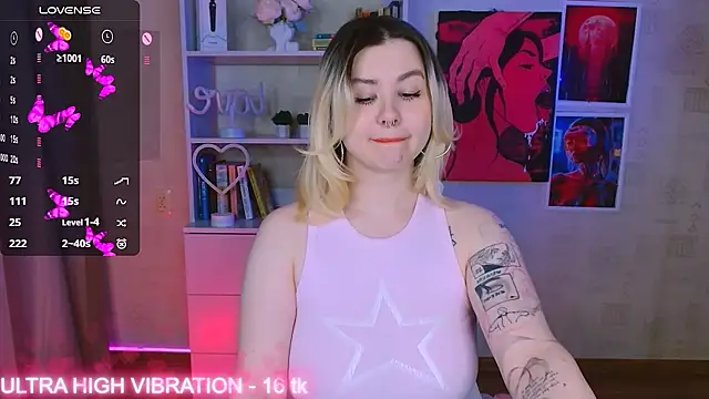 cutie mili online show from March 3, 2025, 10:17 am