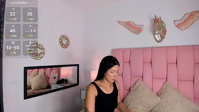 Snapshot of VeronikaOlsen chatting on January 23, 2025, 12:41 pm VeronikaOlsen online show from January 23, 2025, 12:41 pm