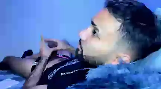 Snapshot of Dar_milk chatting on February 19, 2025, 8:41 pm Dar milk online show from February 19, 2025, 8:41 pm