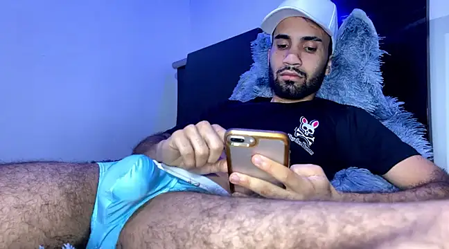 Snapshot of Dar_milk chatting on March 5, 2025, 5:29 am Dar milk online show from March 5, 2025, 5:29 am