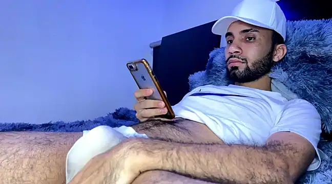 Snapshot of Dar_milk chatting on March 6, 2025, 12:30 pm Dar milk online show from March 6, 2025, 12:30 pm