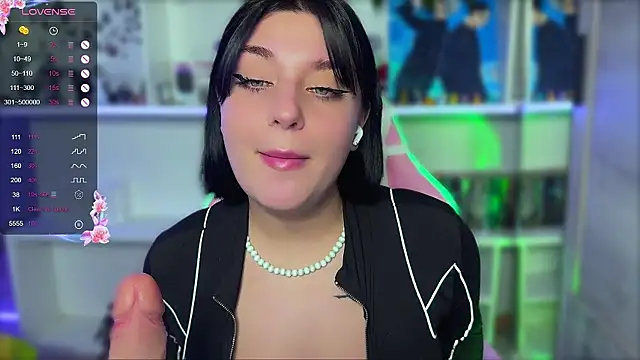 Snapshot of rich_peaches chatting on January 15, 2025, 11:19 pm rich peaches online show from January 15, 2025, 11:19 pm