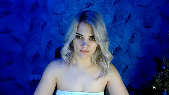 Snapshot of nika_gold1 chatting on December 28, 2024, 5:35 pm nika gold1 online show from December 28, 2024, 5:35 pm