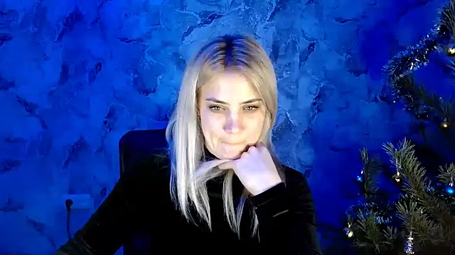 Snapshot of nika_gold1 chatting on January 14, 2025, 10:23 pm nika gold1 online show from January 14, 2025, 10:23 pm