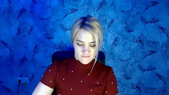 Snapshot of nika_gold1 chatting on January 24, 2025, 5:00 pm nika gold1 online show from January 24, 2025, 5:00 pm