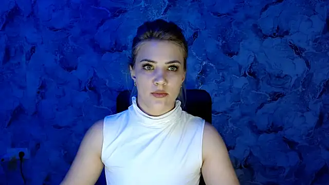 Snapshot of nika_gold1 chatting on March 12, 2025, 7:38 pm nika gold1 online show from March 12, 2025, 7:38 pm