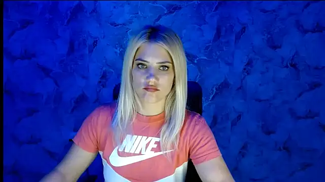 Snapshot of nika_gold1 chatting on September 9, 2025, 4:17 pm nika gold1 online show from September 9, 2025, 4:17 pm