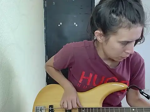 Snapshot of linda92astro chatting on October 4, 2025, 12:36 pm linda92astro online show from October 4, 2025, 12:36 pm