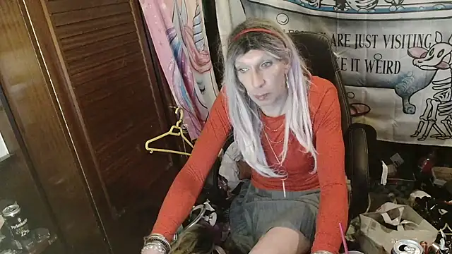 Ombeline1 online show from February 15, 2026, 5:04 am