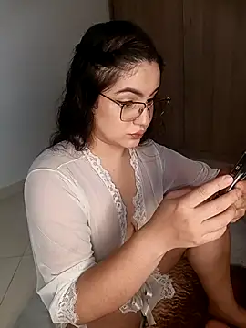 Snapshot of Lia_Hurley chatting on February 23, 2026, 1:52 pm Lia Hurley online show from February 23, 2026, 1:52 pm