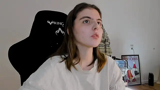 Snapshot of emmamurrr chatting on January 26, 2025, 7:20 pm emmamurrr online show from January 26, 2025, 7:20 pm