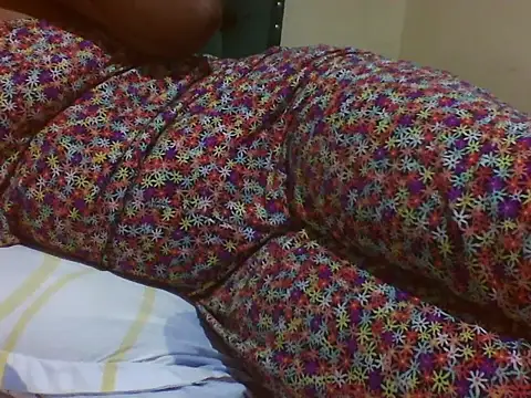 Sexy Riri online show from April 8, 2026, 11:27 pm