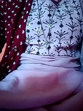 Snapshot of Mangla_Bhabhi chatting on March 11, 2025, 2:21 am Mangla Bhabhi online show from March 11, 2025, 2:21 am