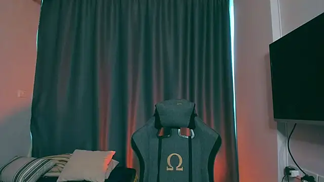 Snapshot of Samuel_Andrew chatting on March 15, 2025, 5:08 am Samuel Andrew online show from March 15, 2025, 5:08 am