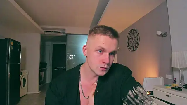 Snapshot of Samuel_Andrew chatting on October 14, 2025, 6:14 am Samuel Andrew online show from October 14, 2025, 6:14 am