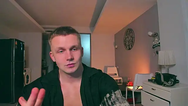 Snapshot of Samuel_Andrew chatting on October 29, 2025, 6:48 am Samuel Andrew online show from October 29, 2025, 6:48 am