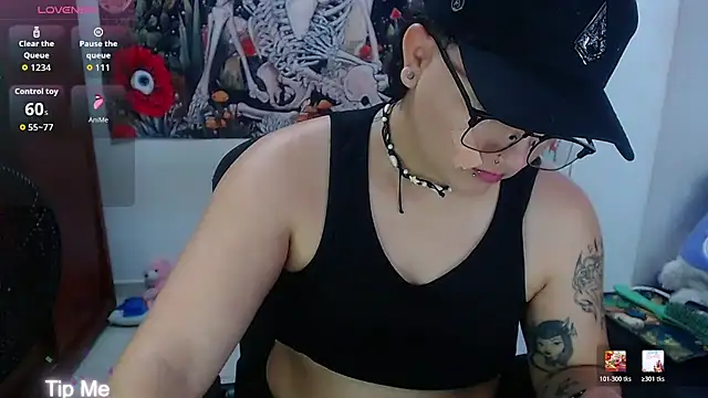 isabeautyx19 online show from May 25, 2026, 3:07 pm